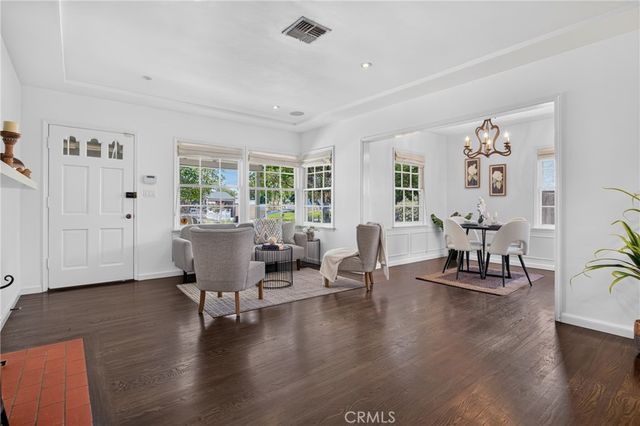 5938 Simpson Ave, Valley Village, CA 91607