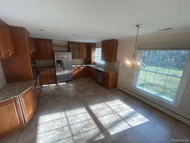 5659 KINGSMILL, Bloomfield Charter Township, MI 48301