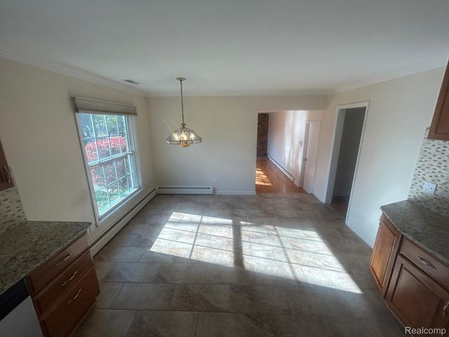 5659 KINGSMILL, Bloomfield Charter Township, MI 48301