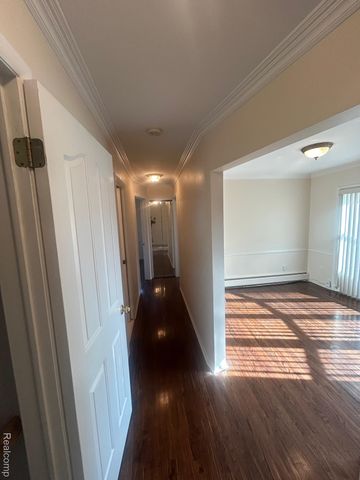 5659 KINGSMILL, Bloomfield Charter Township, MI 48301