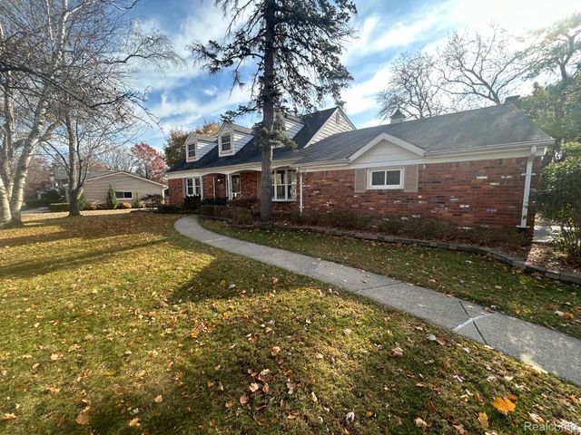 5659 KINGSMILL, Bloomfield Charter Township, MI 48301