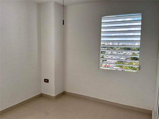 426 ENSENADA BORINQUEN TOWERS III 1208, San Juan, PR 00920