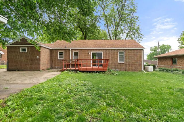 1725 Grand Avenue, West Des Moines, IA 50265