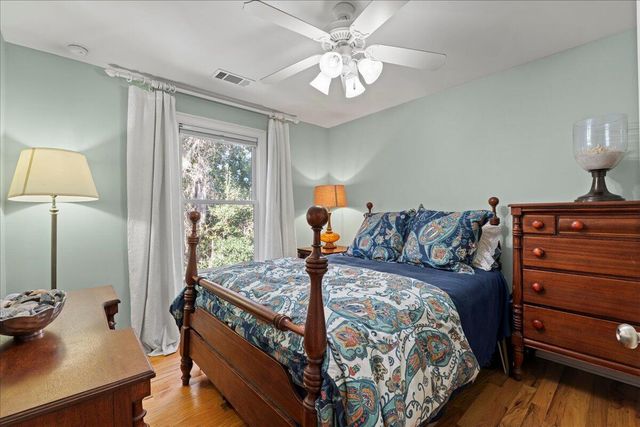 4 Battery Point Lane, Beaufort, SC 29902