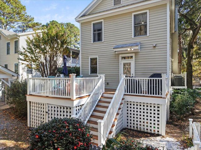 4 Battery Point Lane, Beaufort, SC 29902