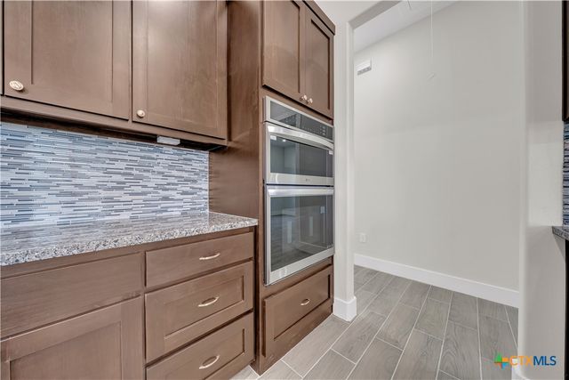 1585 Private Road 2771, Mico, TX 78056