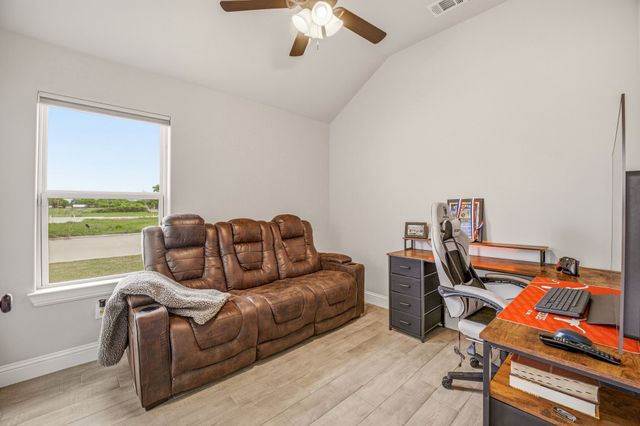 601 Violet Drive, Tolar, TX 76476