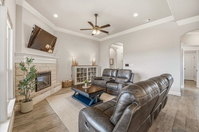 601 Violet Drive, Tolar, TX 76476