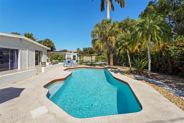 5619 NEW YORK AVENUE, Sarasota, FL 34231