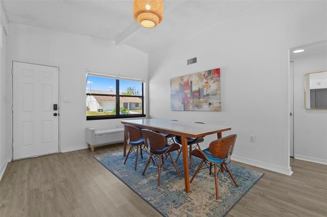 5619 NEW YORK AVENUE, Sarasota, FL 34231