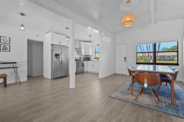 5619 NEW YORK AVENUE, Sarasota, FL 34231