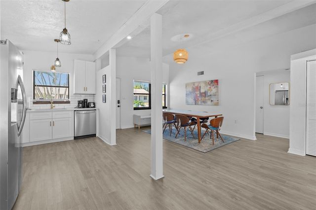 5619 NEW YORK AVENUE, Sarasota, FL 34231