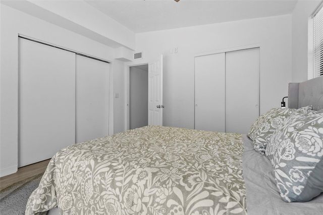 5619 NEW YORK AVENUE, Sarasota, FL 34231