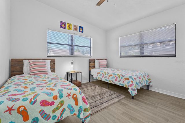 5619 NEW YORK AVENUE, Sarasota, FL 34231