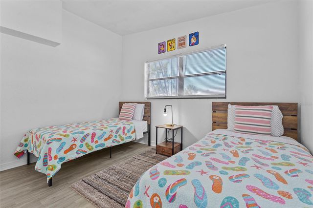 5619 NEW YORK AVENUE, Sarasota, FL 34231