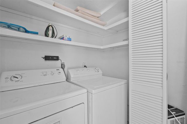 5619 NEW YORK AVENUE, Sarasota, FL 34231