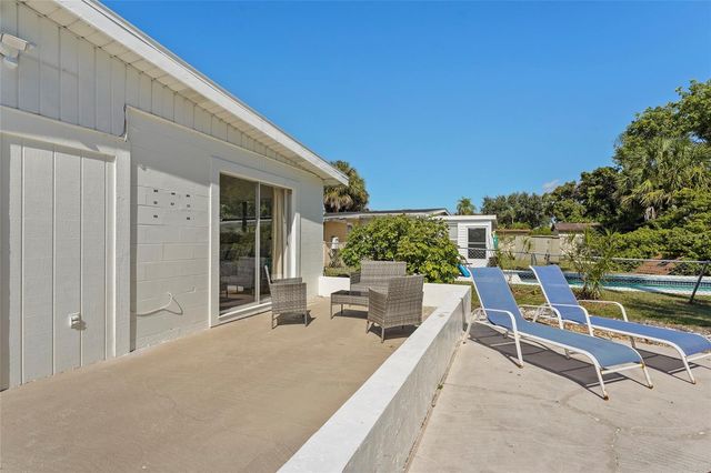 5619 NEW YORK AVENUE, Sarasota, FL 34231