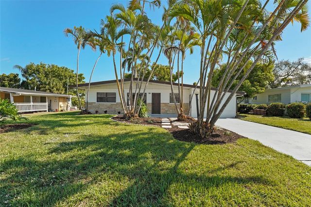 5619 NEW YORK AVENUE, Sarasota, FL 34231