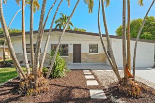 5619 NEW YORK AVENUE, Sarasota, FL 34231
