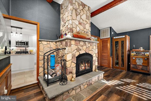 10135 WATERVIEW DR, Ocean City, MD 21842