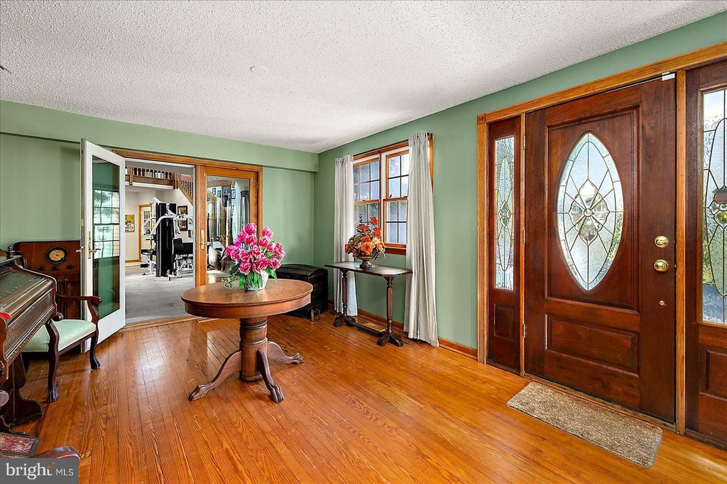 Image 9 of property listing at 10135 WATERVIEW DR, Ocean City, MD 21842