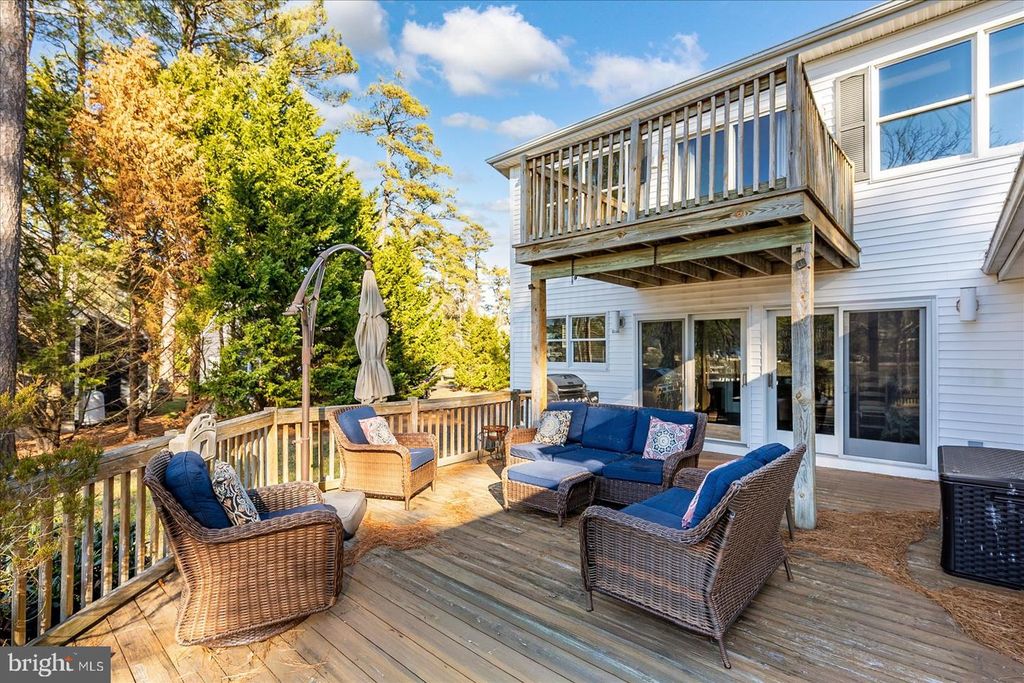 Image 107 of property listing at 10135 WATERVIEW DR, Ocean City, MD 21842