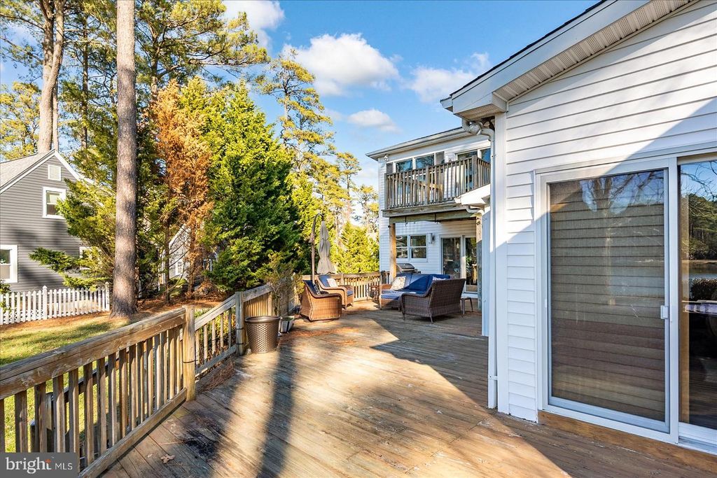 Image 113 of property listing at 10135 WATERVIEW DR, Ocean City, MD 21842
