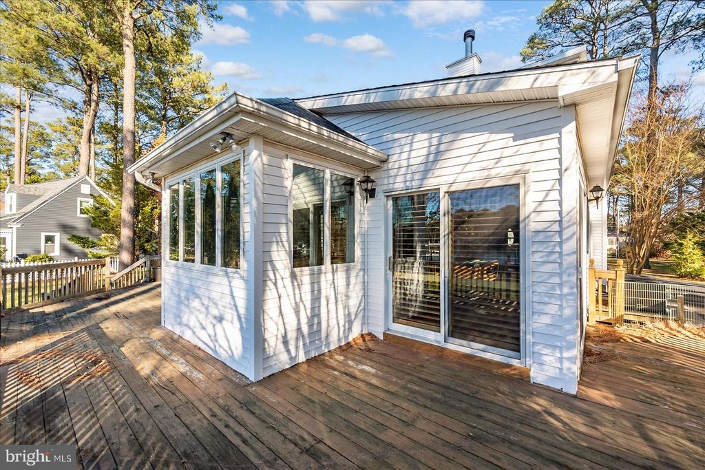 Image 116 of property listing at 10135 WATERVIEW DR, Ocean City, MD 21842