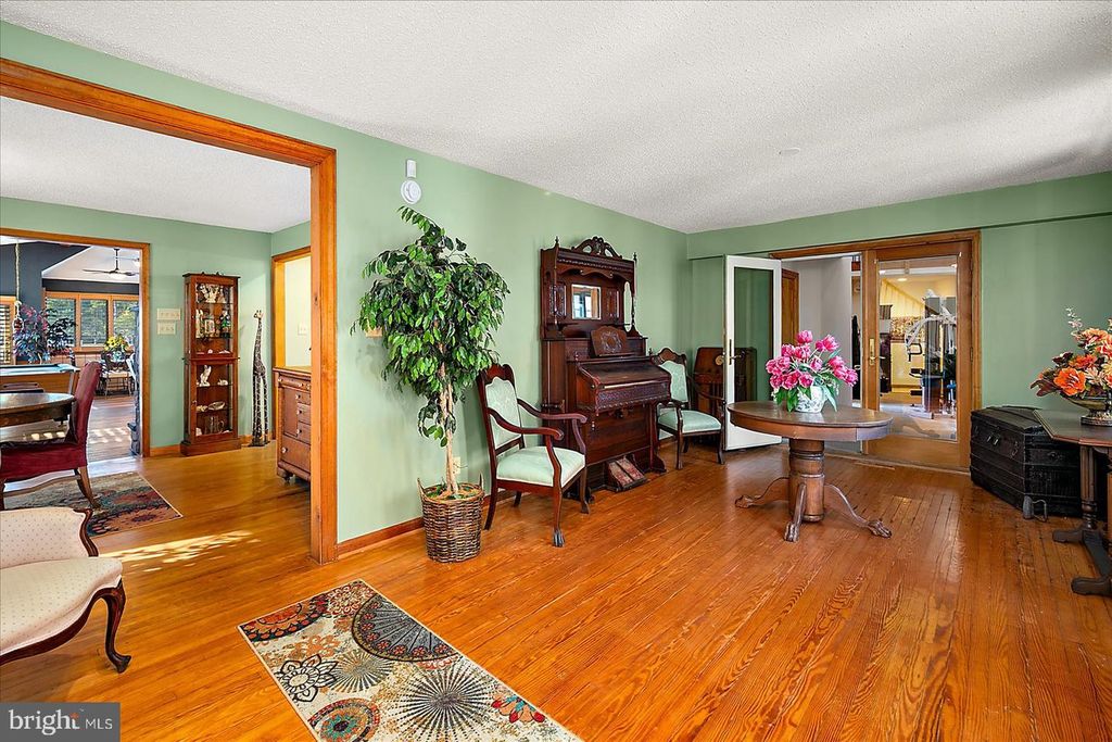 Image 12 of property listing at 10135 WATERVIEW DR, Ocean City, MD 21842