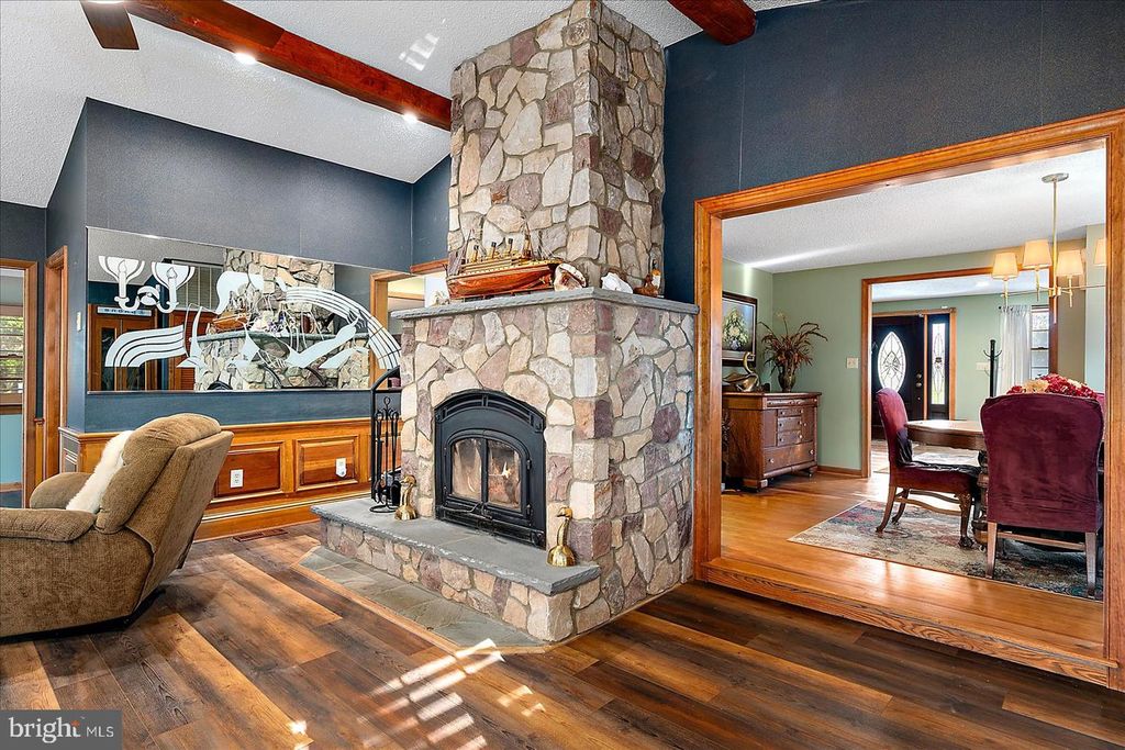 Image 24 of property listing at 10135 WATERVIEW DR, Ocean City, MD 21842