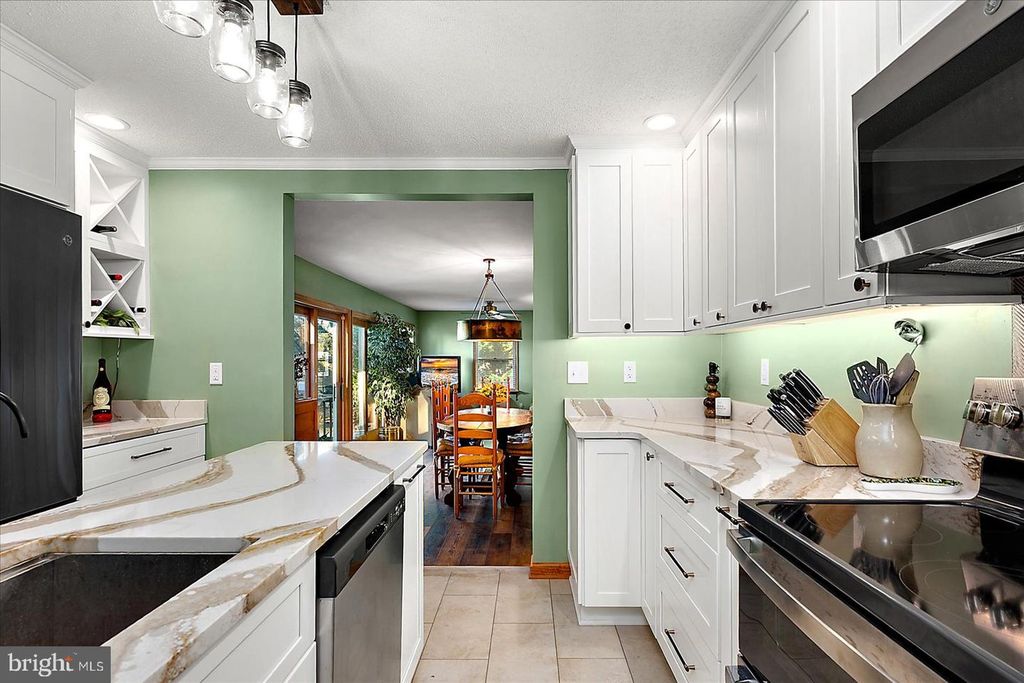 Image 29 of property listing at 10135 WATERVIEW DR, Ocean City, MD 21842