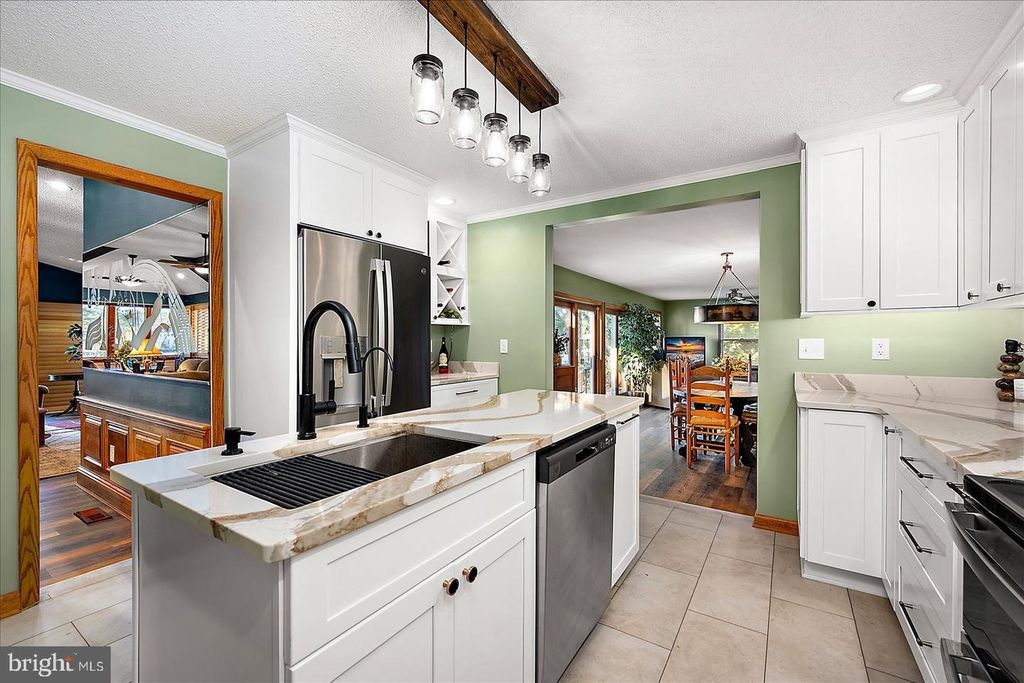 Image 35 of property listing at 10135 WATERVIEW DR, Ocean City, MD 21842