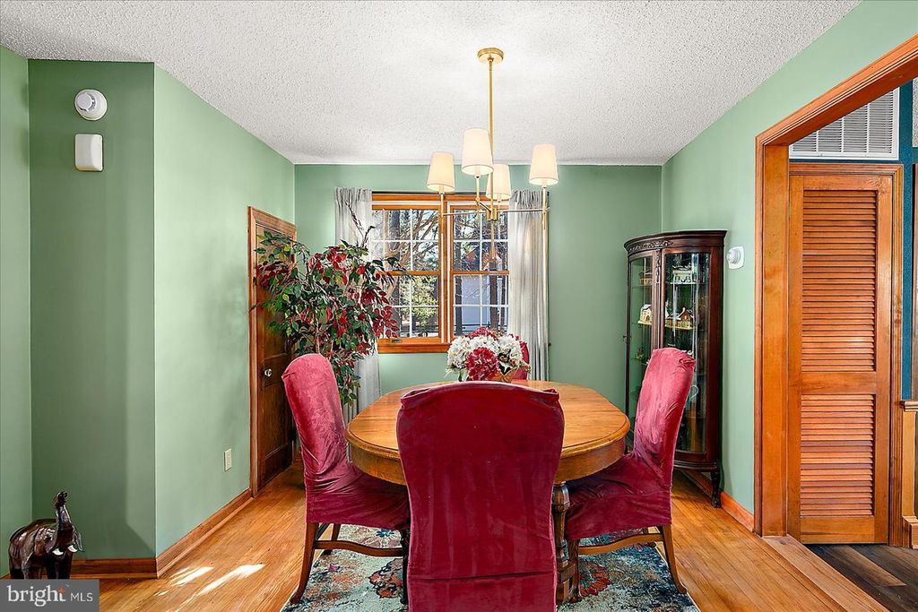 Image 46 of property listing at 10135 WATERVIEW DR, Ocean City, MD 21842