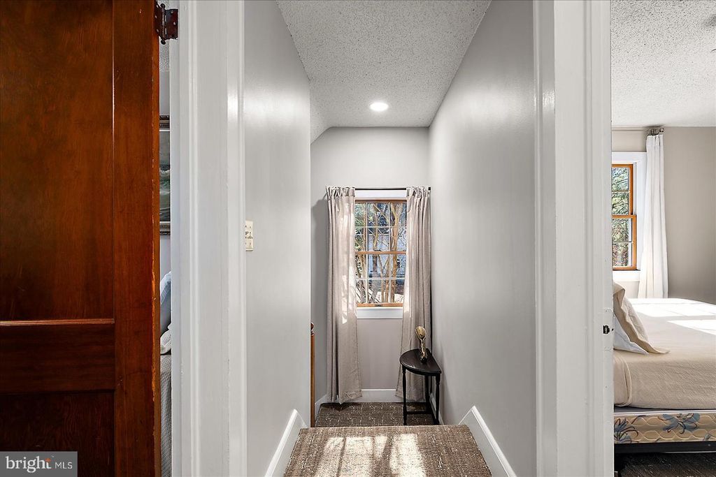 Image 58 of property listing at 10135 WATERVIEW DR, Ocean City, MD 21842
