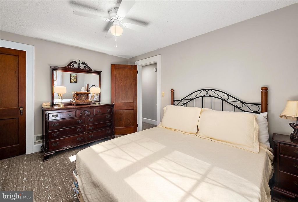 Image 59 of property listing at 10135 WATERVIEW DR, Ocean City, MD 21842