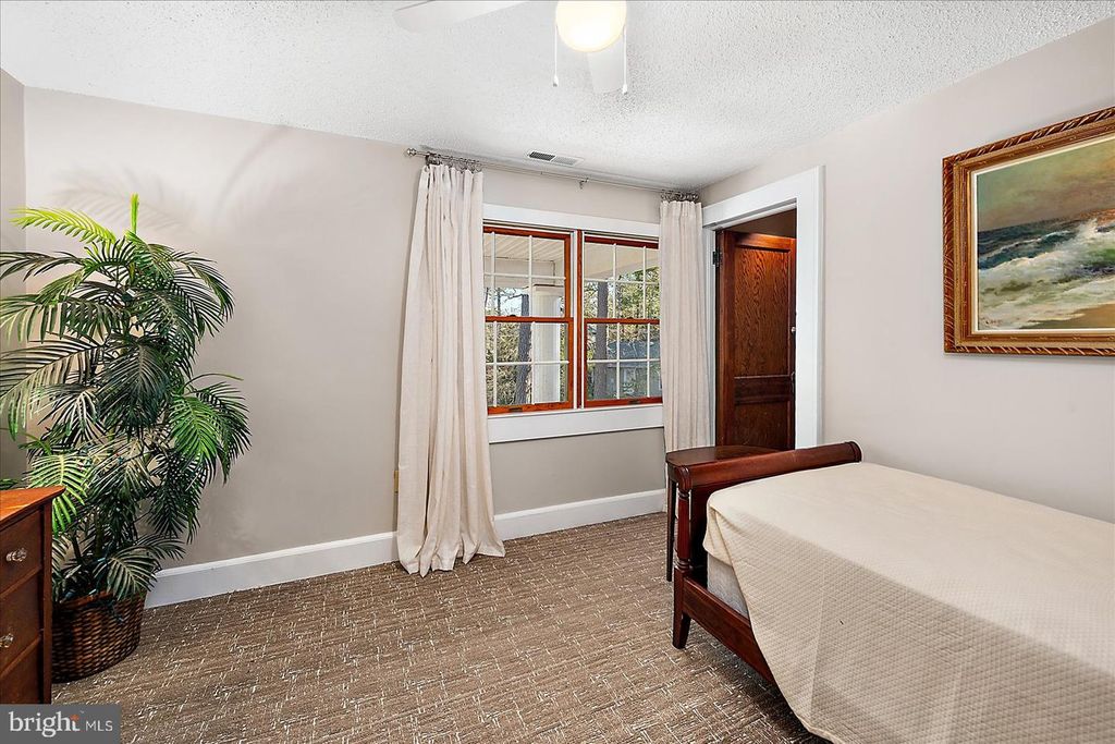 Image 68 of property listing at 10135 WATERVIEW DR, Ocean City, MD 21842