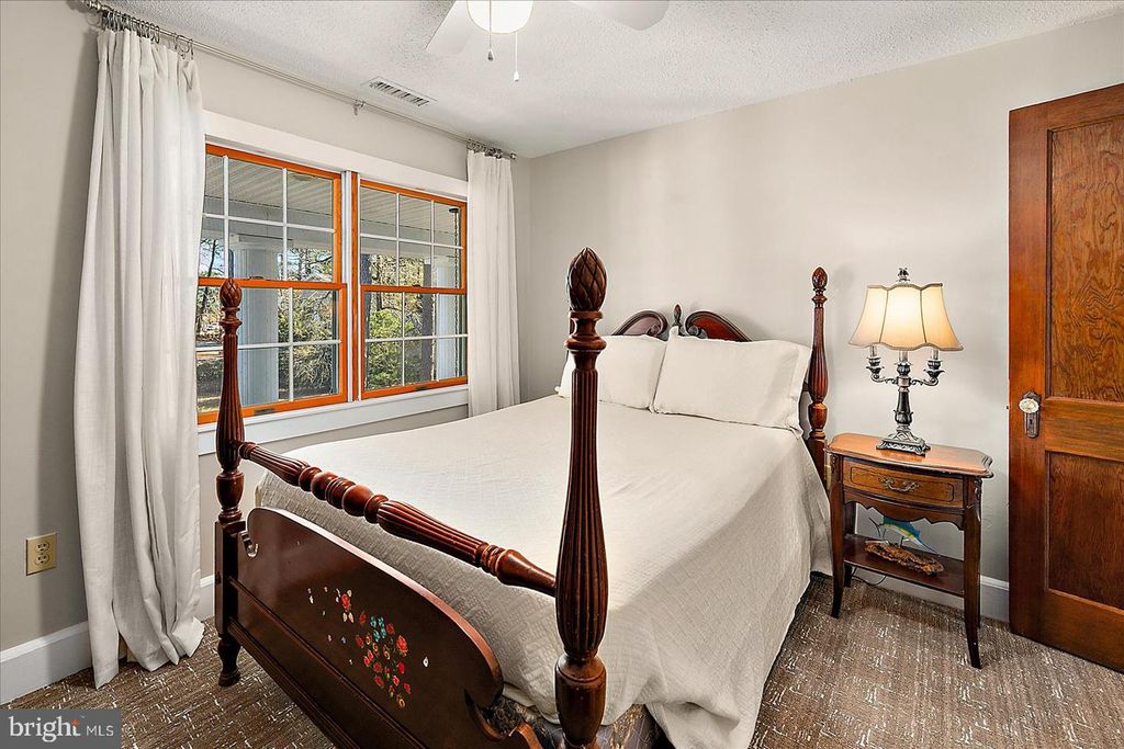 Image 69 of property listing at 10135 WATERVIEW DR, Ocean City, MD 21842