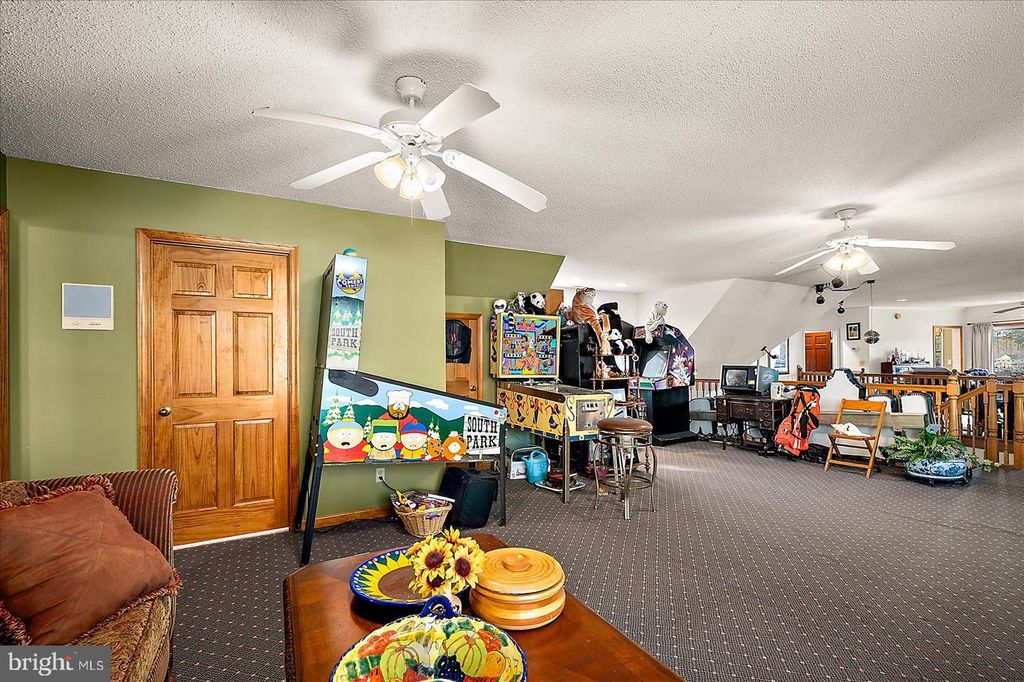 Image 83 of property listing at 10135 WATERVIEW DR, Ocean City, MD 21842