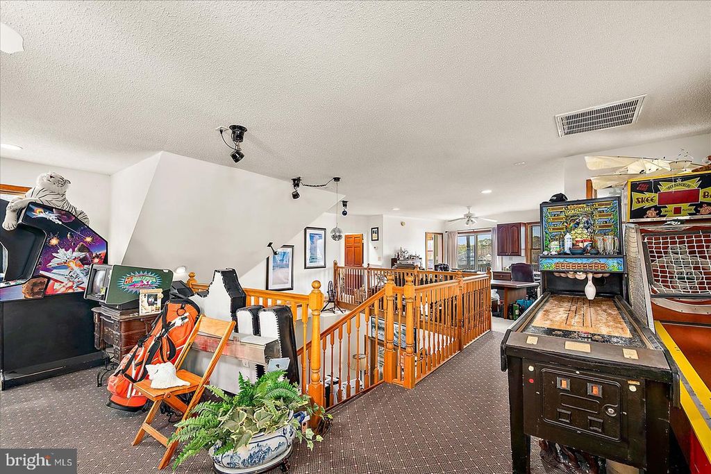Image 87 of property listing at 10135 WATERVIEW DR, Ocean City, MD 21842