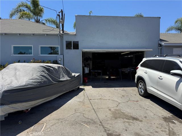 2075 Lomita Boulevard, Lomita, CA 90717