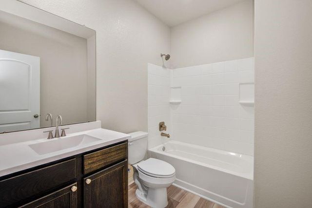 1202 Paradise Found Drive, Rosharon, TX 77583