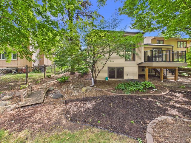 14387 Embry Path, Apple Valley, MN 55124