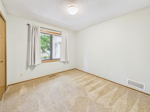 14387 Embry Path, Apple Valley, MN 55124