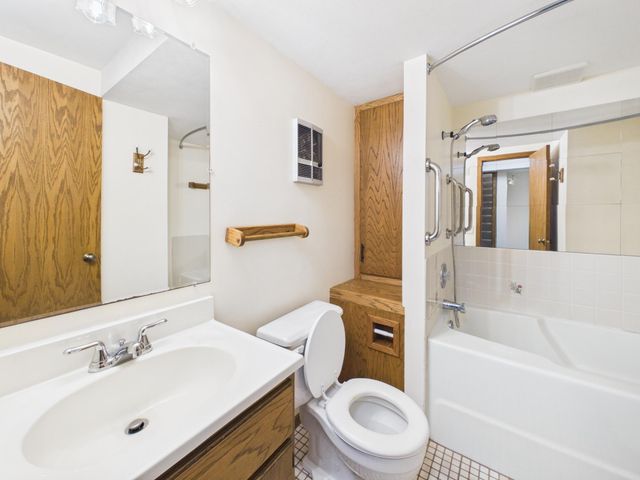 14387 Embry Path, Apple Valley, MN 55124