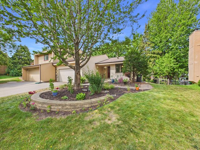 14387 Embry Path, Apple Valley, MN 55124
