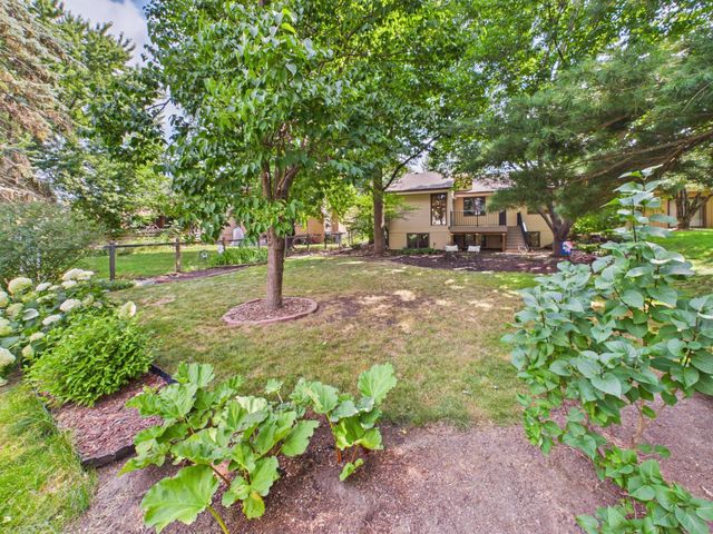 14387 Embry Path, Apple Valley, MN 55124