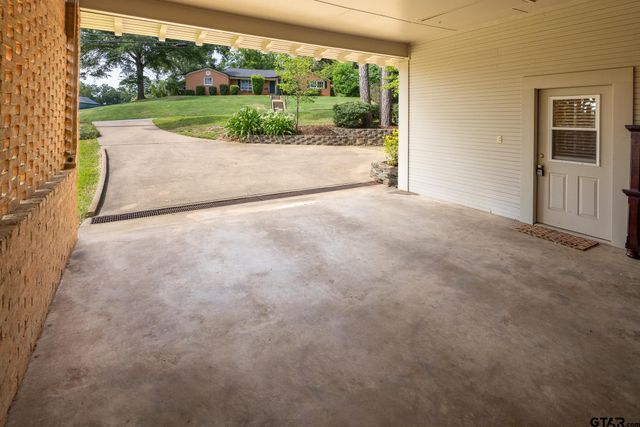 823 Watkins, Tyler, TX 75701