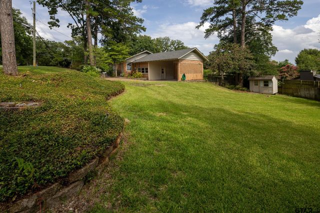 823 Watkins, Tyler, TX 75701