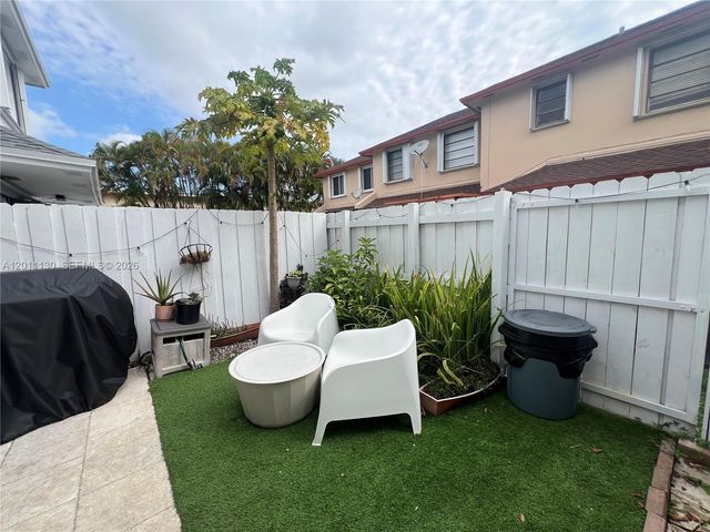 19372 SW 103rd Ct B, Cutler Bay, FL 33157