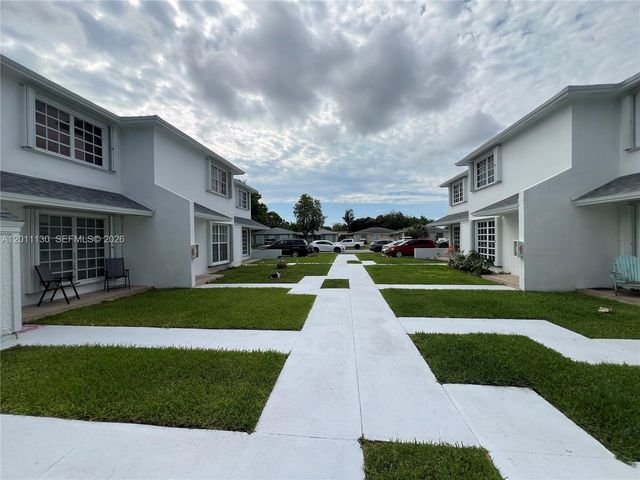 19372 SW 103rd Ct B, Cutler Bay, FL 33157